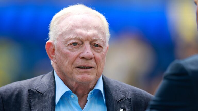 Jerry Jones3