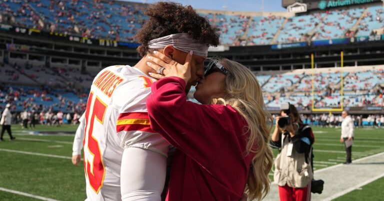 Patrick Mahomes and Pregnant Wife Brittany Share Sideline PDA Before Game 01 2024