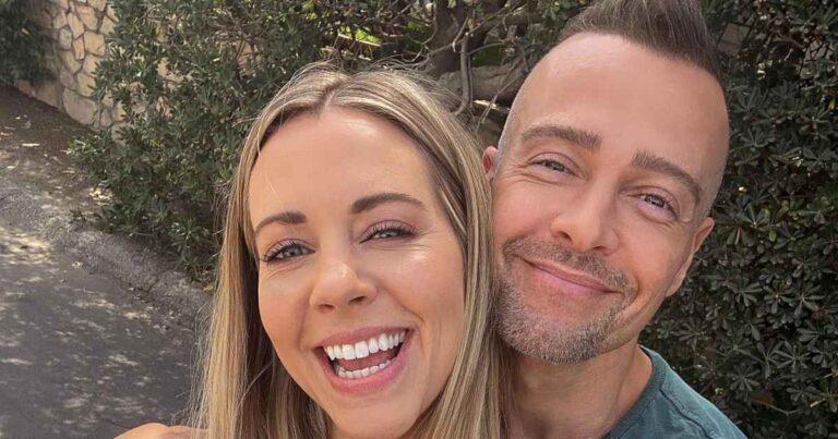 Joey Lawrence Breaks Silence on Divorce 367