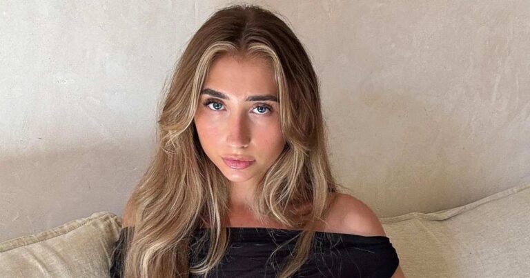 OnlyFans Influencer Lily Phillips Breaks Down After Sleeping With 100 Men in 1 Day 399