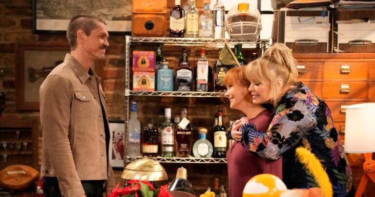 Steve Howey Breaks Down Those Reba Nods During His Happy s Place Debut