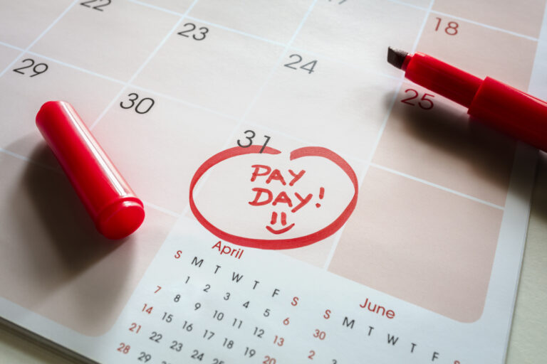 pay day written and circled on a calendar