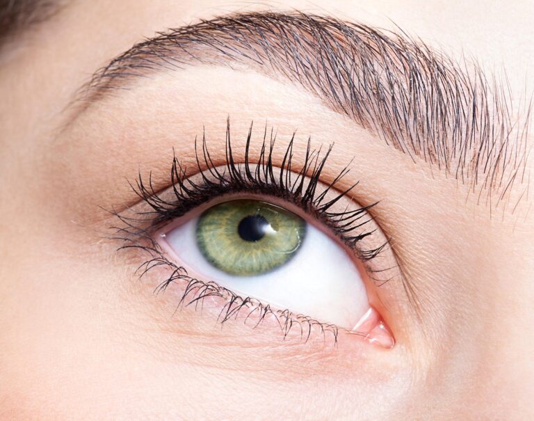 Light green eye